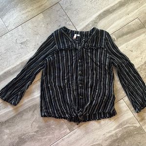 SO Blouse Button Down Long Sleeve Shirt